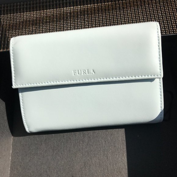 NEW Furla Skyblue wallet with box and dust bag